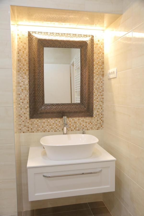 Vitez Apartment II ลูบลิยานา ภายนอก รูปภาพ