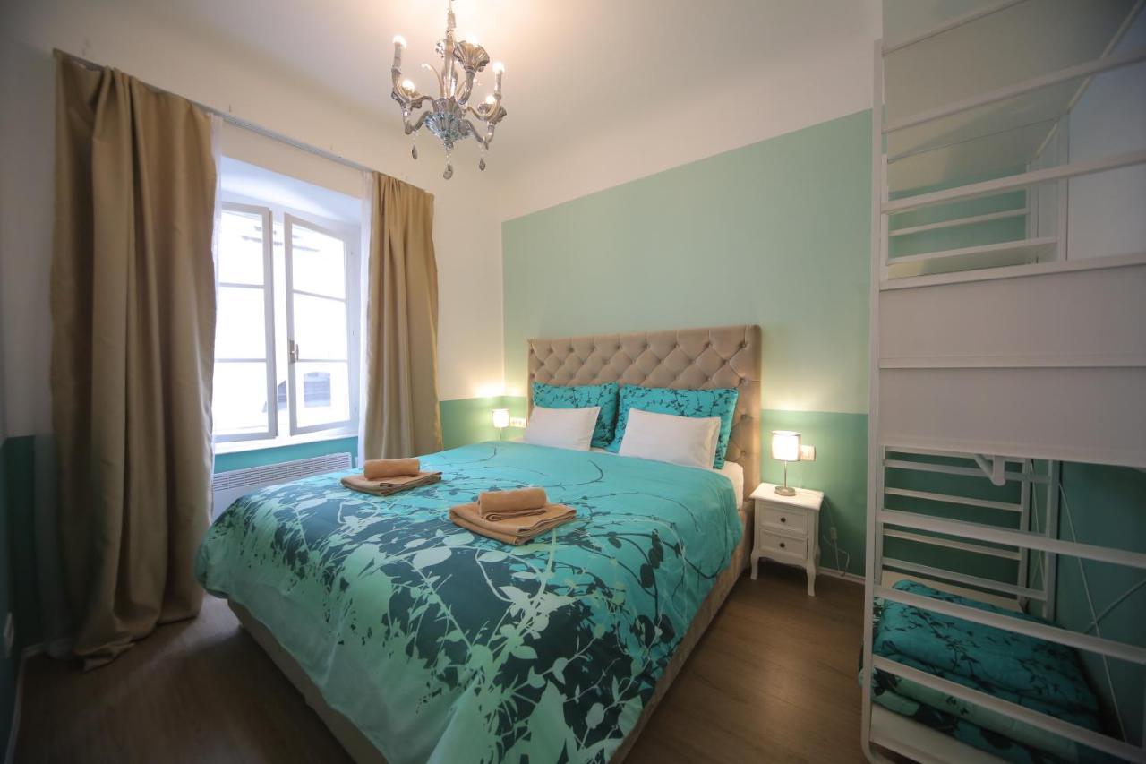 Vitez Apartment II ลูบลิยานา ภายนอก รูปภาพ